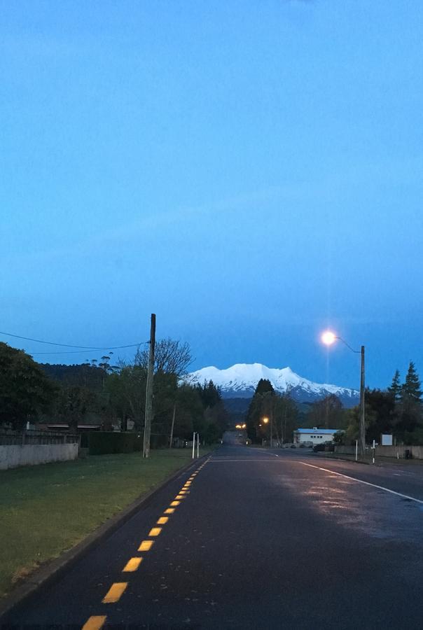 Bed and Breakfast Frankie & Hugh'S Ohakune Esterno foto